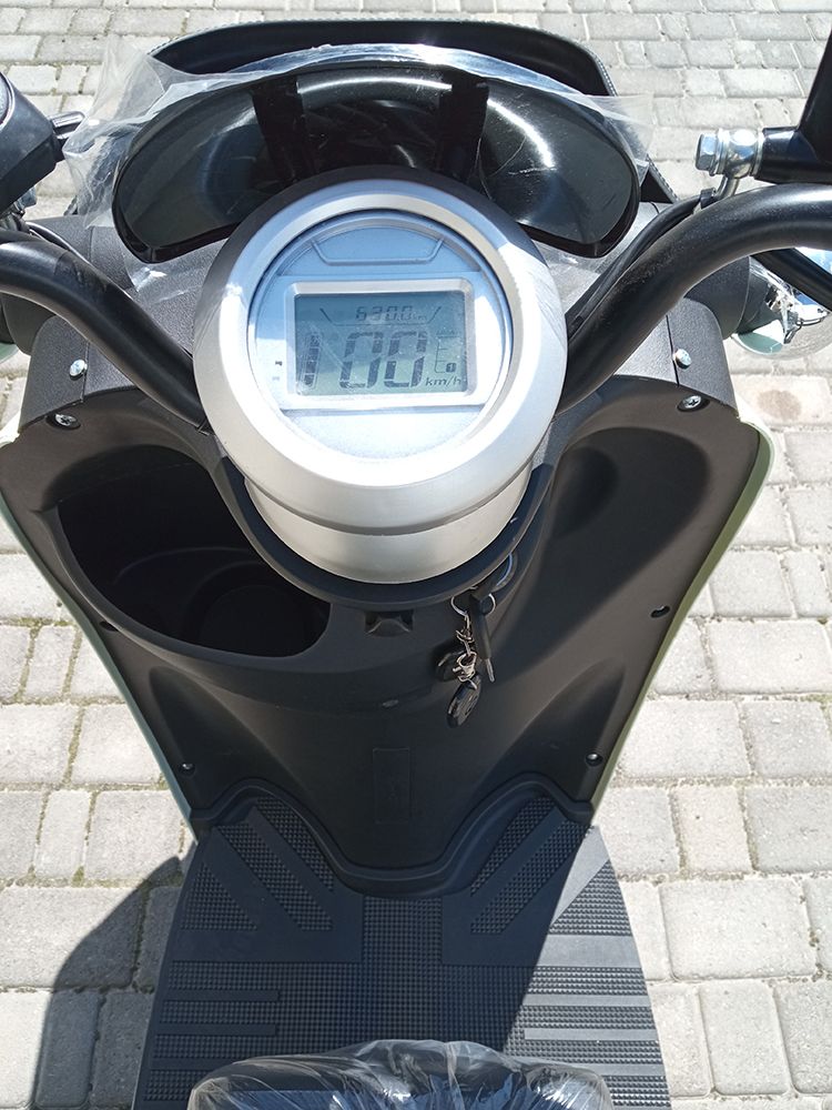 Електроскутер IDemo Trinity Max (1000W; 60V-20Ah AGM)