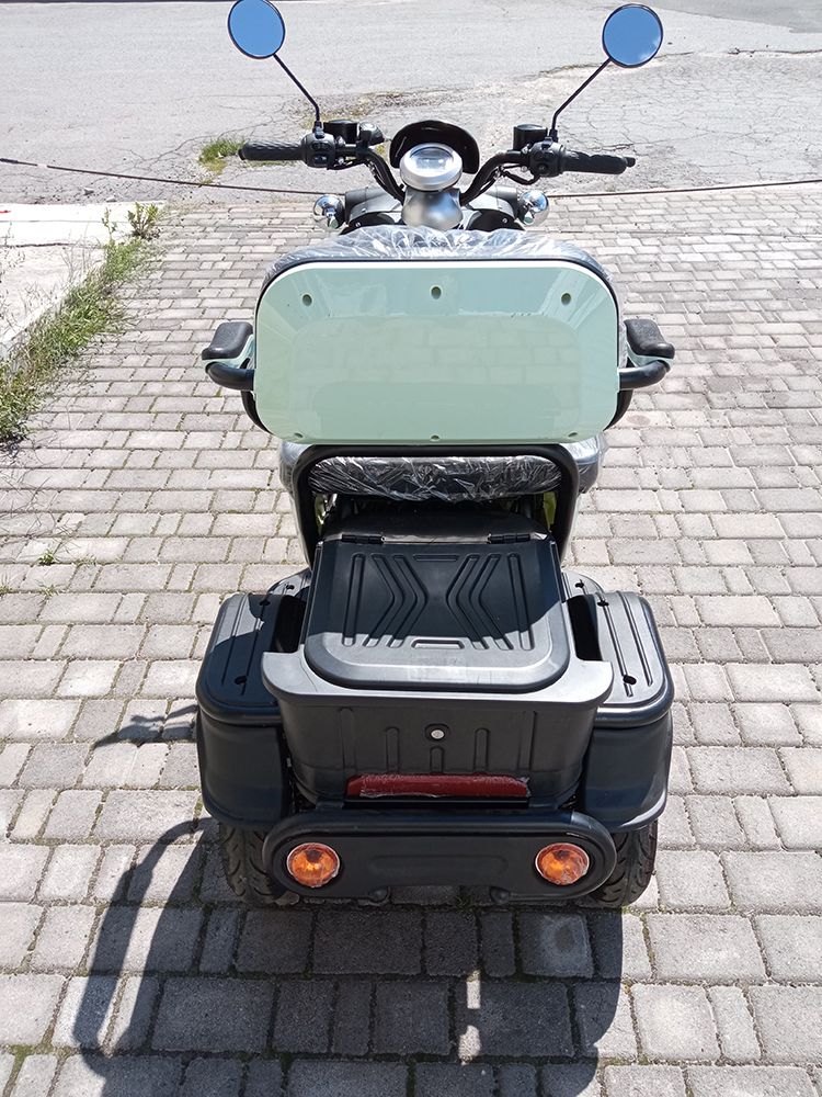 Електроскутер IDemo Trinity Max (1000W; 60V-20Ah AGM)