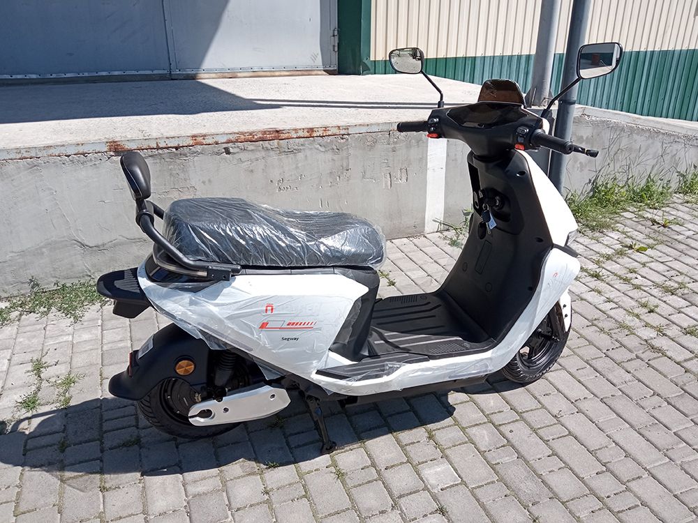 Електроскутер Партнер Segway (1500W; 48V-30Ah Li-ion)