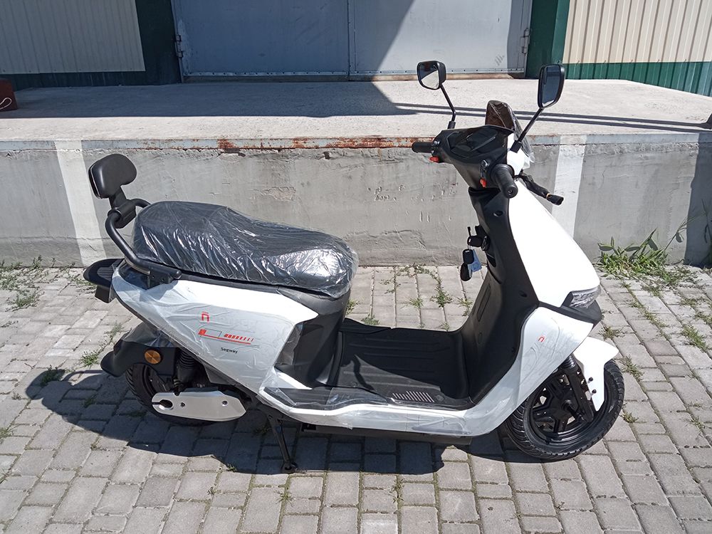 Електроскутер Партнер Segway (1500W; 48V-30Ah Li-ion)