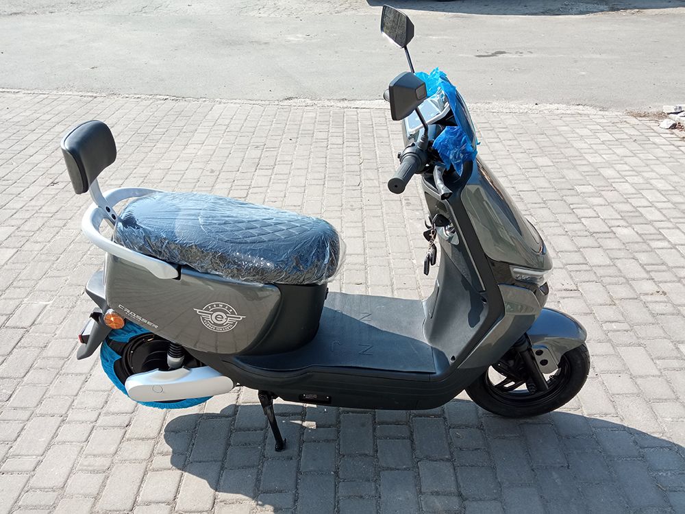 Електроскутер Crosser CR14 (1000W; 72V-24Ah AGM)
