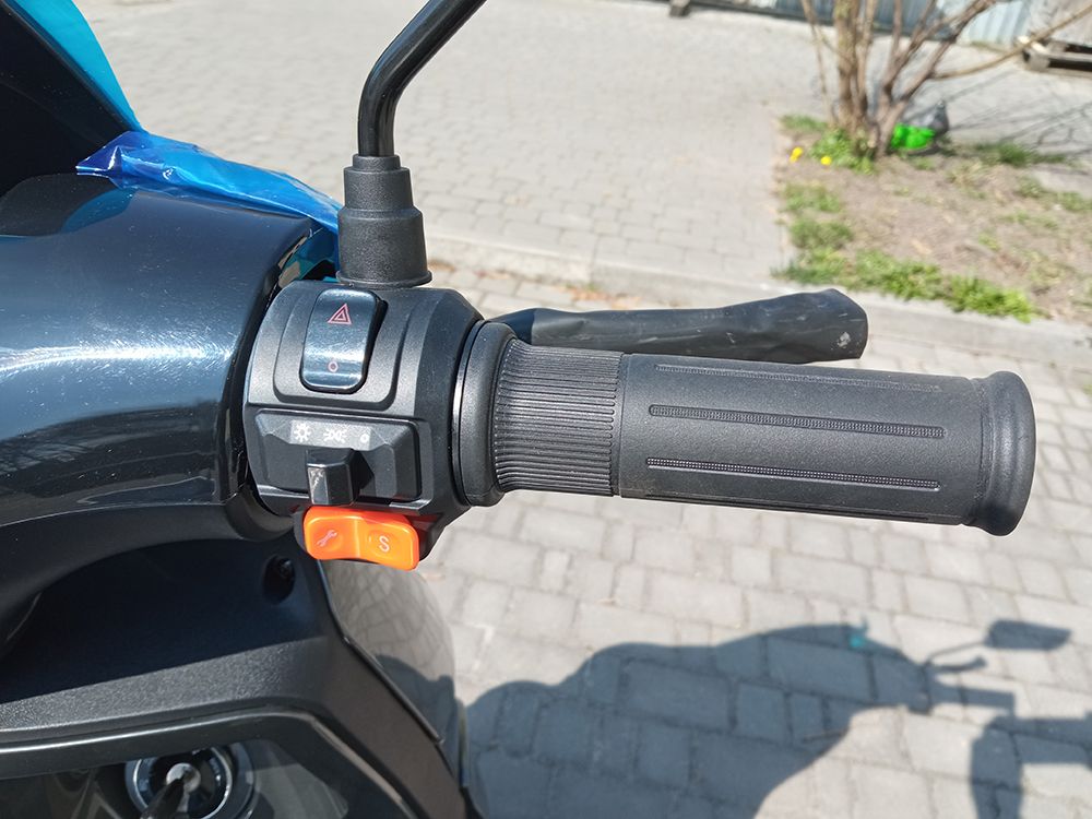 Електроскутер Crosser CR14 (1000W; 72V-24Ah AGM)