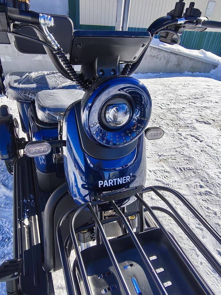 Електроскутер Партнер Fix (1000W; 72V-23Ah SLA)