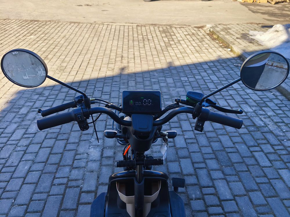 Електроскутер IDemo Trinity Balance (1500W; 72V-20Ah Li-ion)