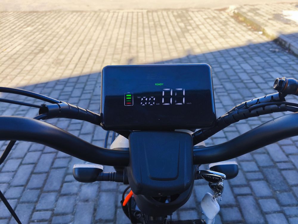 Електроскутер IDemo Trinity Balance (1500W; 72V-20Ah Li-ion)