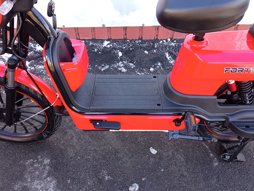 Електровелосипед Forte WIND (800W; 60V-20Ah SLA)