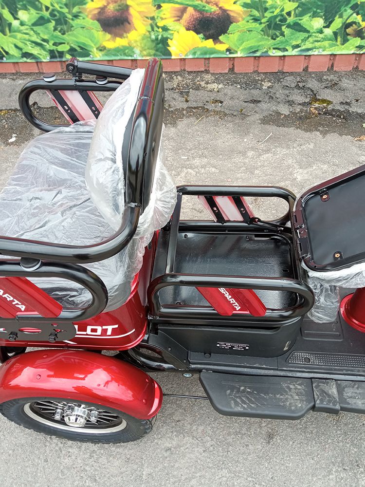 Електроскутер SPARTA PILOT (1200W; 72V-24Ah SLA)
