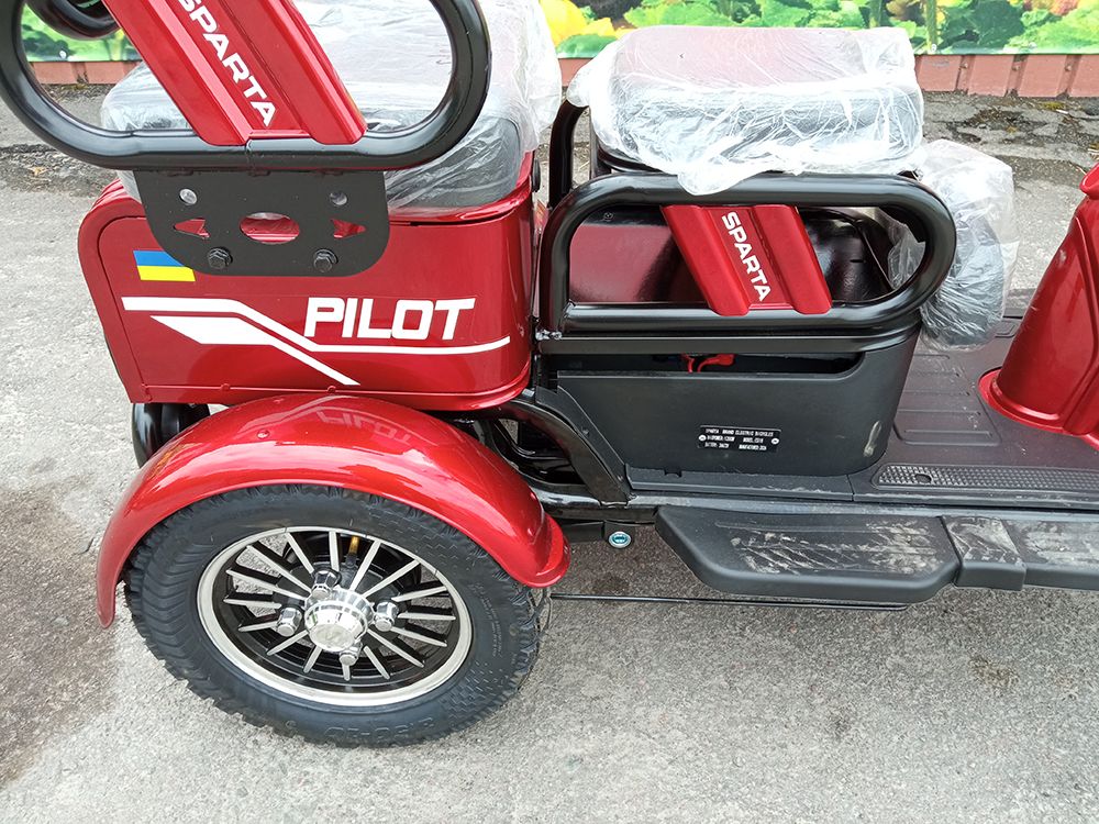 Електроскутер SPARTA PILOT (1200W; 72V-24Ah SLA)