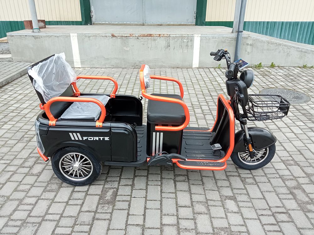 Електротрицикл Forte СARGO-P800 (800W; 72V-20Ah SLA)