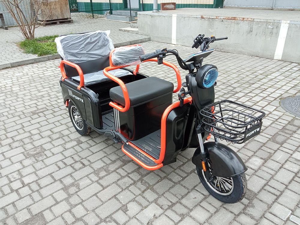 Електротрицикл Forte СARGO-P800 (800W; 72V-20Ah SLA)