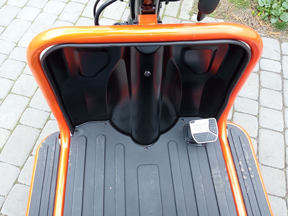 Електротрицикл Forte СARGO-P800 (800W; 72V-20Ah SLA)