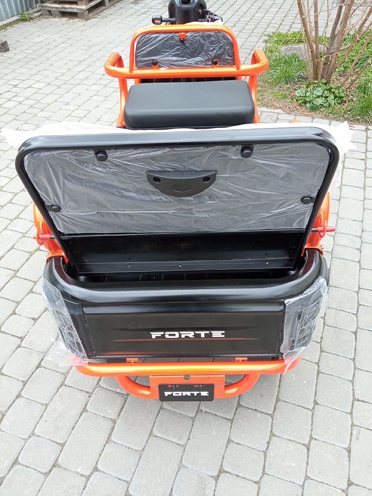 Електротрицикл Forte СARGO-P800 (800W; 72V-20Ah SLA)