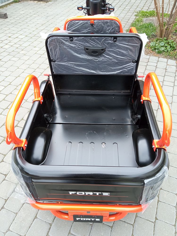 Електротрицикл Forte СARGO-P800 (800W; 72V-20Ah SLA)