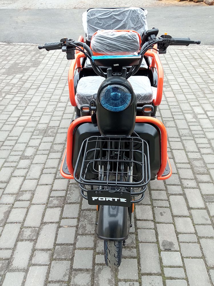 Електротрицикл Forte СARGO-P800 (800W; 72V-20Ah SLA)