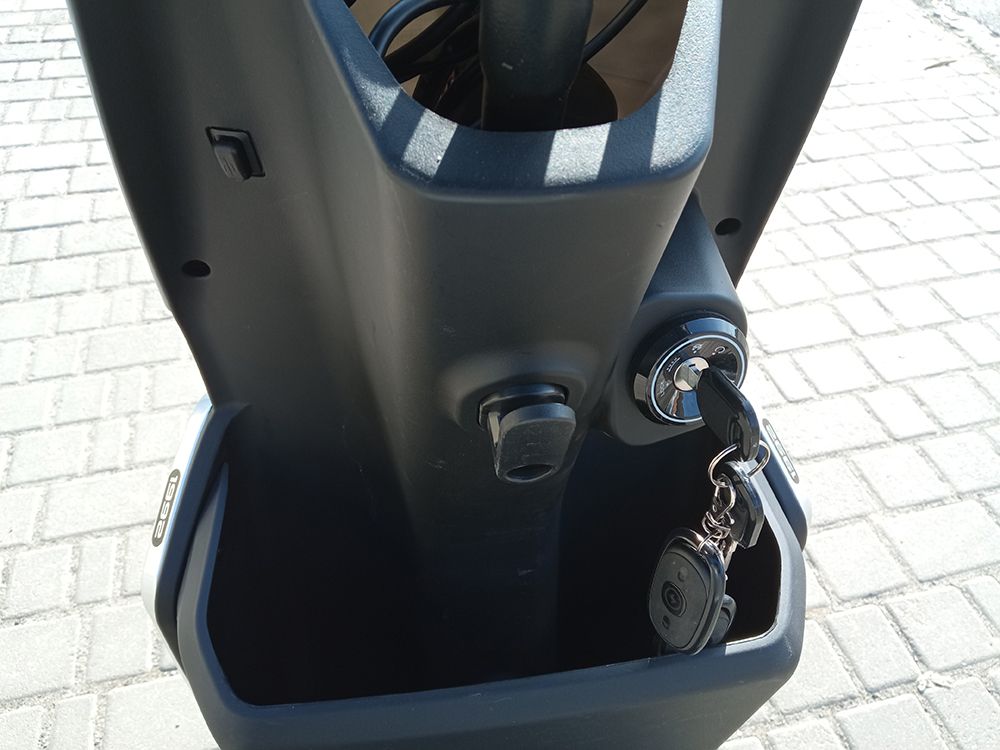 Електровелосипед Crosser CR5 (800W; 60V-20Ah AGM)