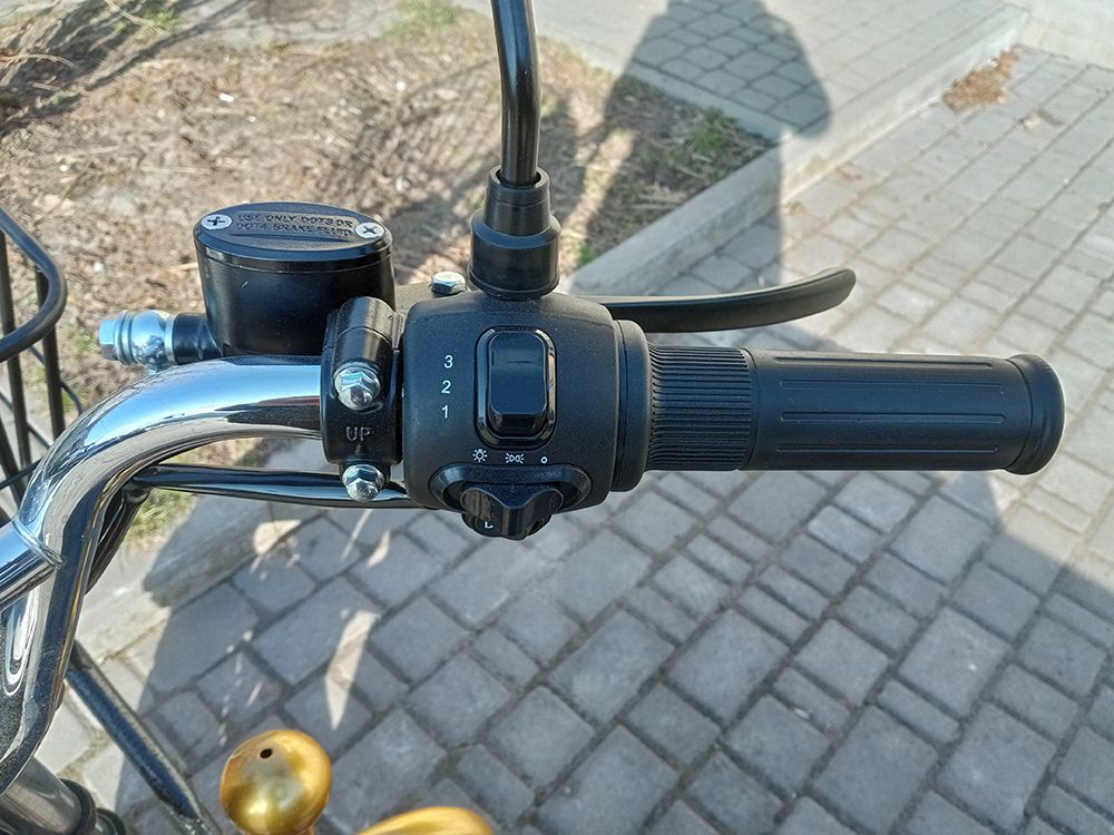 Електроскутер IDemo HEAVY ONE (2000W; 72V-20Ah Li-ion)