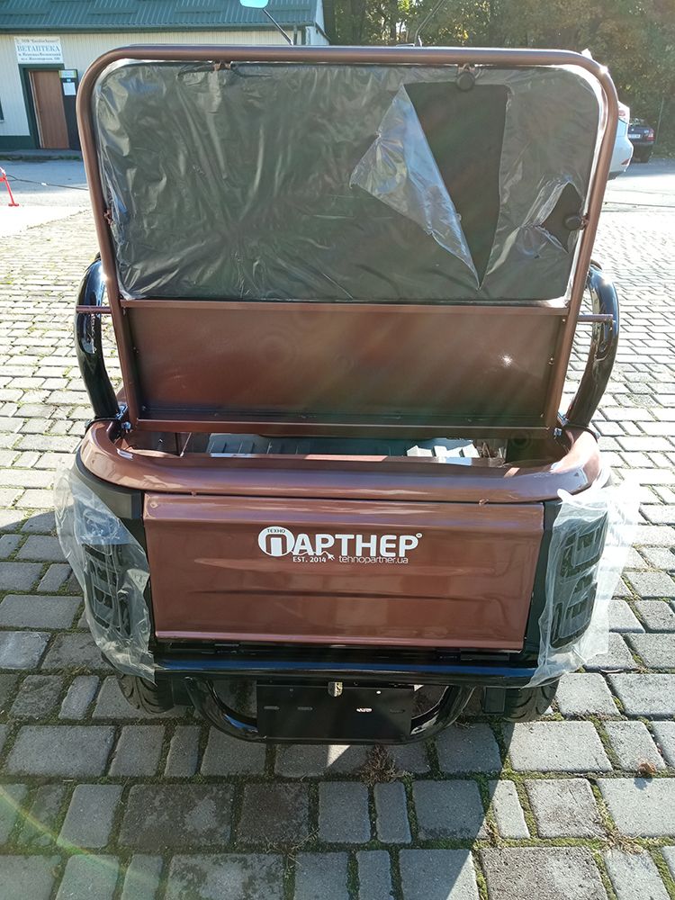Електроскутер Партнер Limousine2 (1200W; 72V-28Ah SLA)