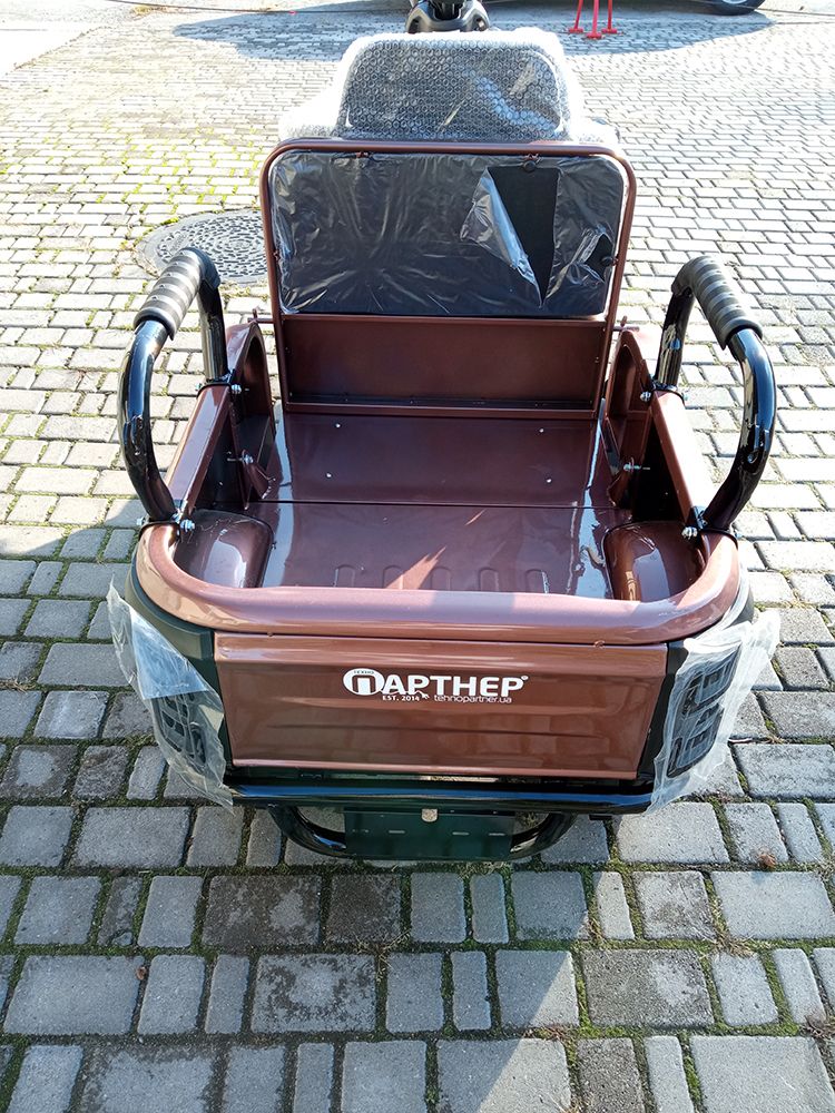 Електроскутер Партнер Limousine2 (1200W; 72V-28Ah SLA)