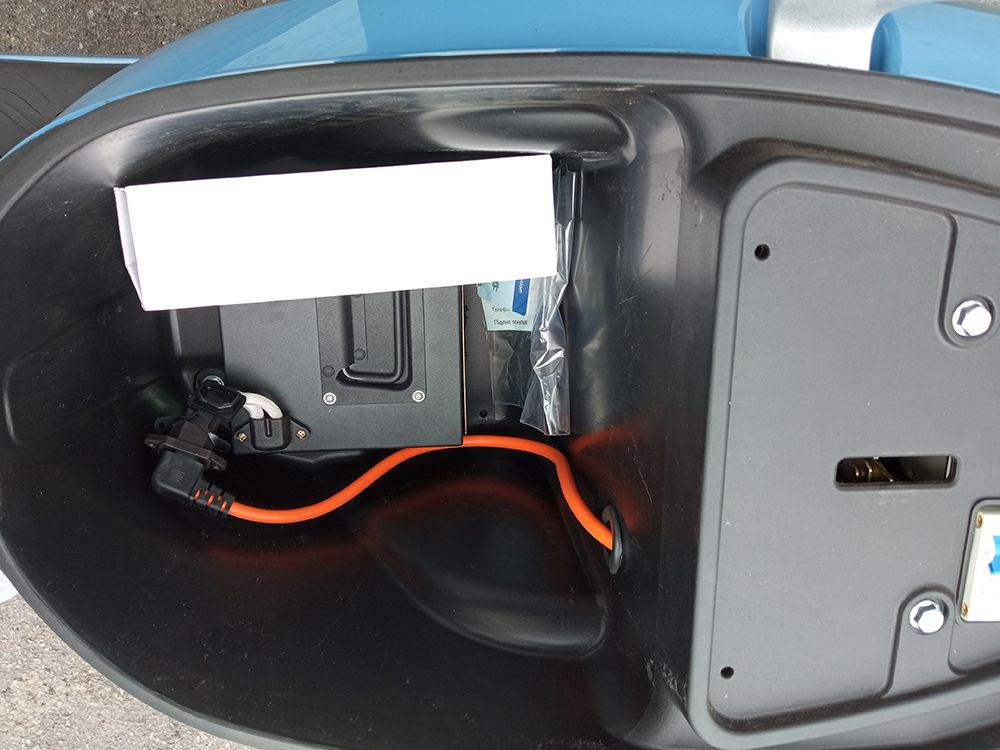 Електроскутер IDemo Pleasure Aura PRO (800W; 60V-20Ah Li-ion)