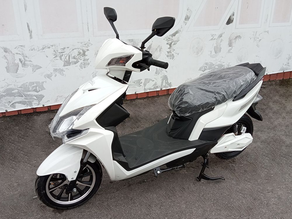 Електроскутер IDemo VoltCruise Storm PRO (2000W; 72V-20Ah Li-ion)