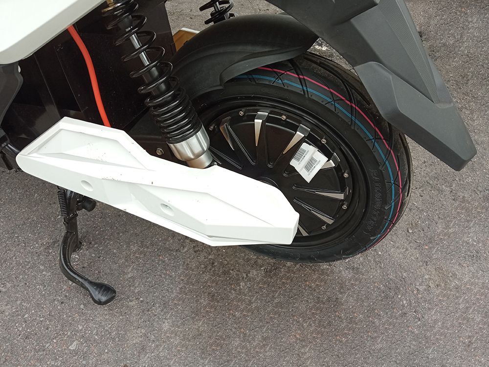 Електроскутер IDemo VoltCruise Storm PRO (2000W; 72V-20Ah Li-ion)
