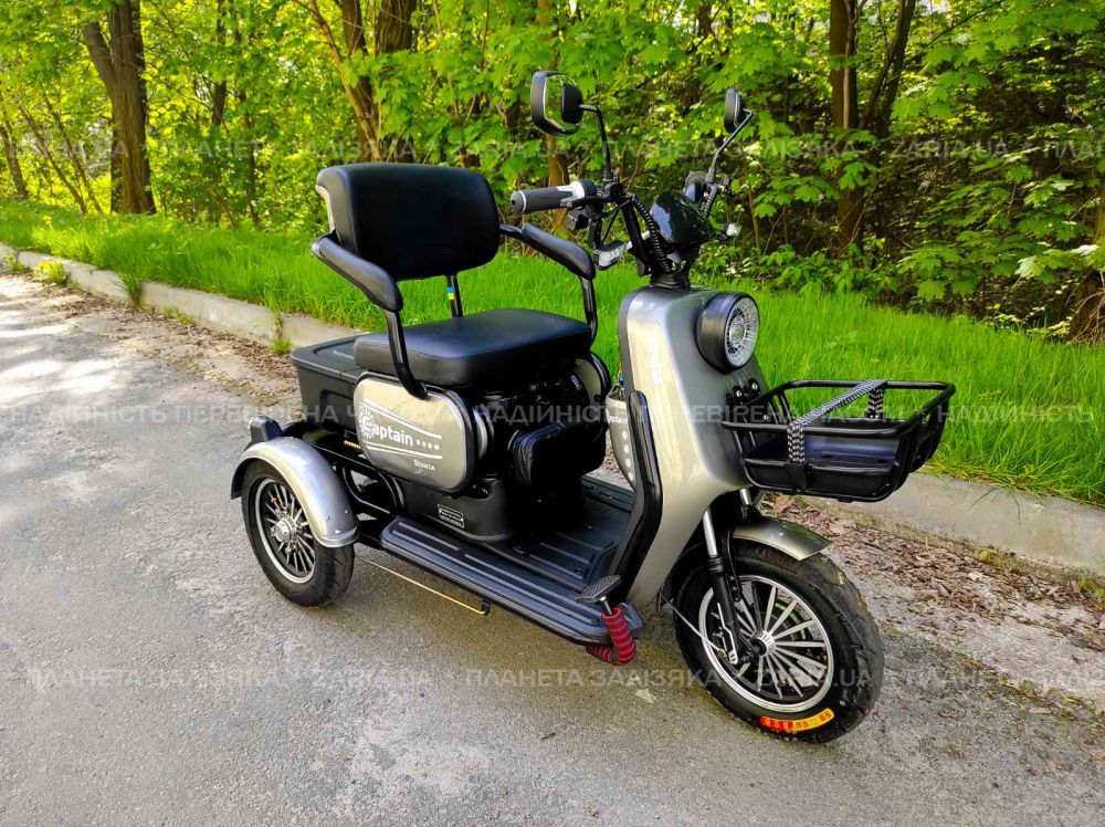 Электроскутер SPARTA CAPTAIN (800W; 60V-20Ah SLA)