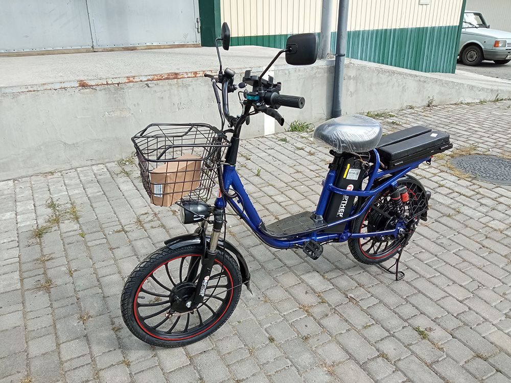 Електровелосипед AIDA LUX Партнер (600W; 60V-15Ah Li-ion)