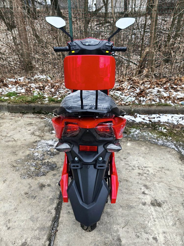 Електроскутер IDemo VoltCruise Storm GR-200LA (2000W; 72V-20Ah SLA)
