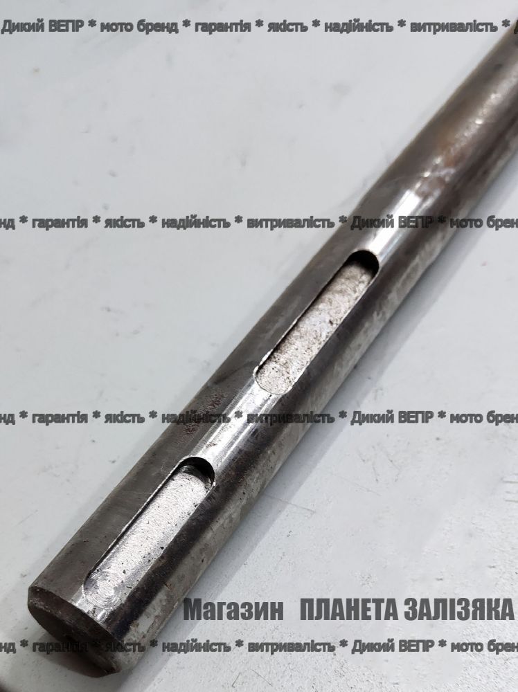 Вал горизонтальний (в корито) L-1002mm для польської тракторної роторної косарки 1,65м