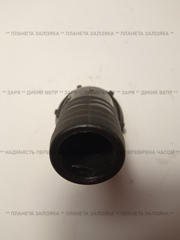 Коліно насоса Ø25mm/135° для обприскувача