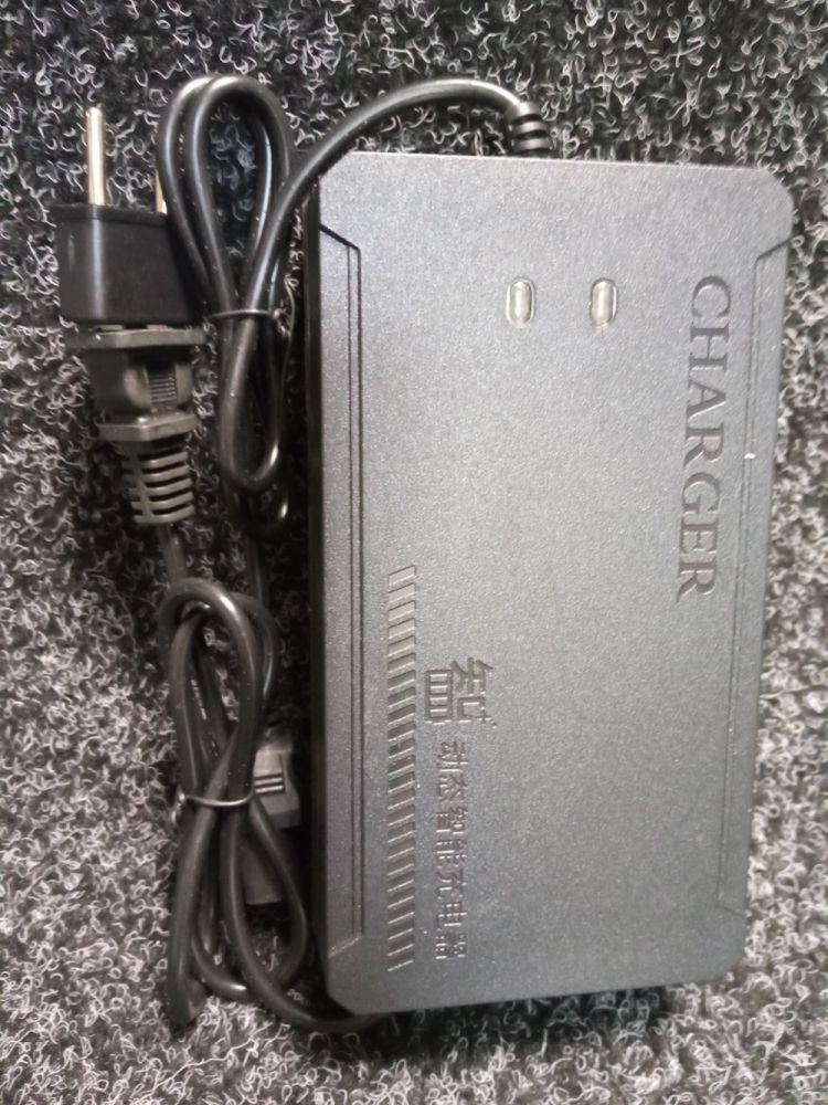 Зарядний пристрій 24V 20Ah