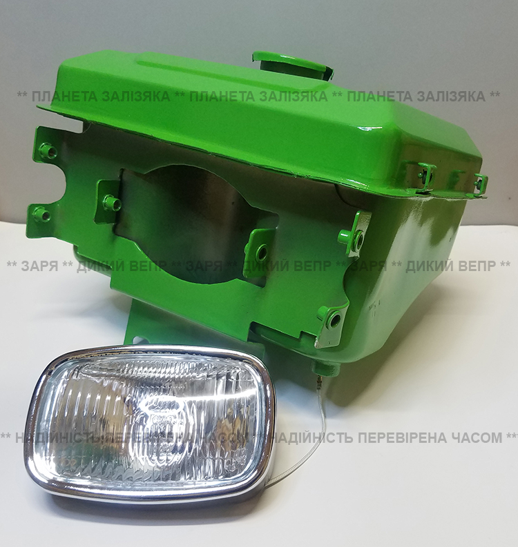 Бак паливний з фарою для двигуна R175/R180 - виступаюча горловина