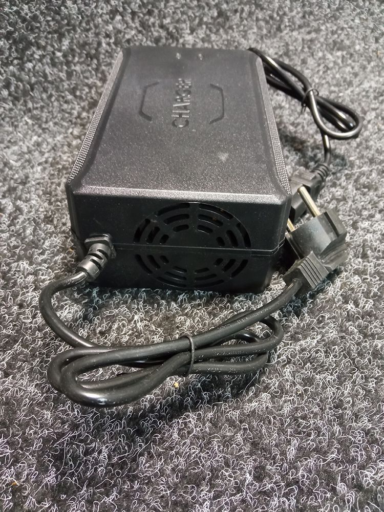 Зарядний пристрій 72V 20Ah Crosser TR1, Crosser TR2, FADA N9