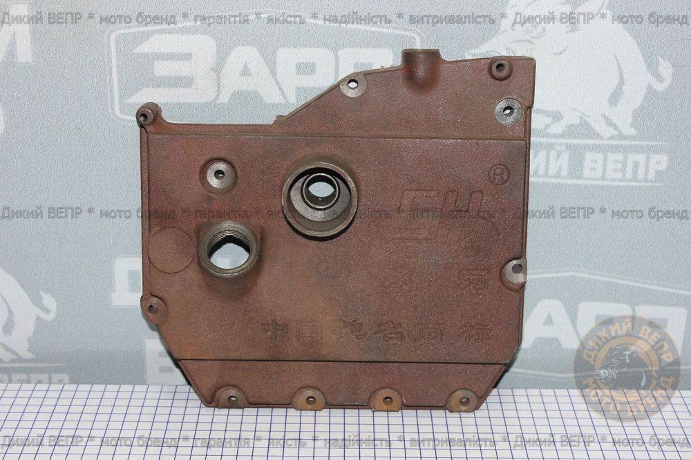 Кришка блоку для двигуна R190/R195 - 9 болтів, чавун