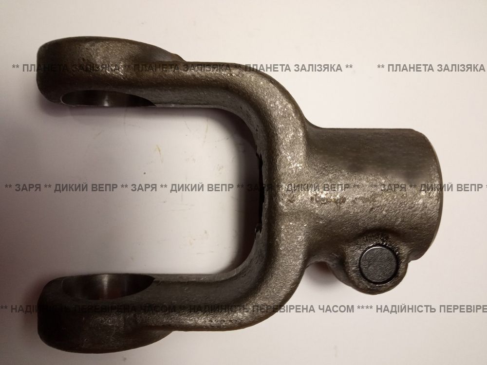 Вилка для карданного вала 35x98 - 8 шліців